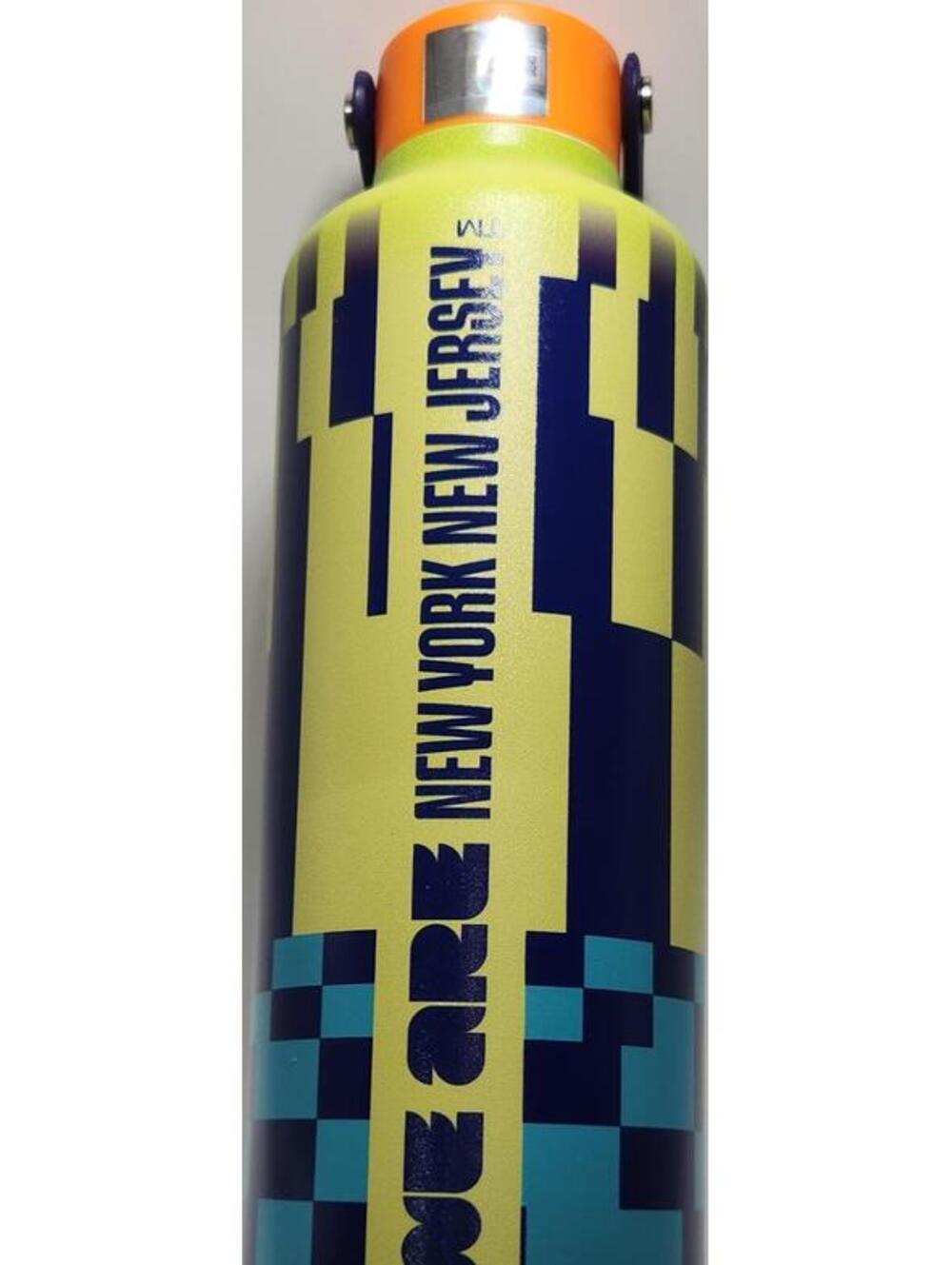 FIFA New York New Jersey 1L Reusable Stainless Water Bottle Straw Screw-On Lid
